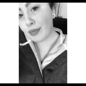 Meet your Posher, Shawna